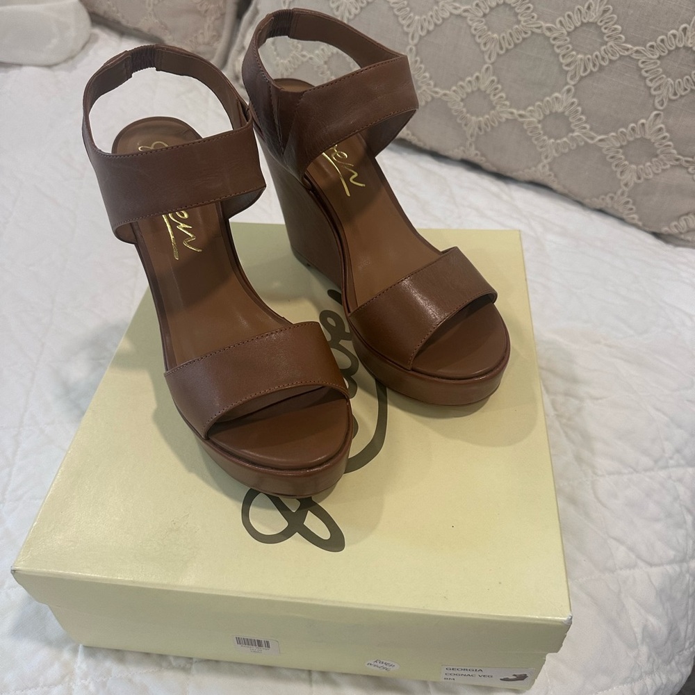 Women's Brown Wedge Sandals with Elastic Ankle Strap